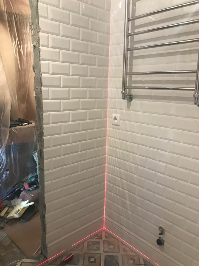 bathroom tile renovation Ontarious Construction